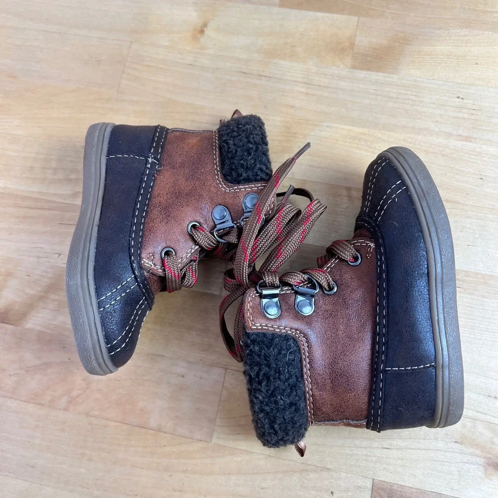 Old Navy Duck Boots Toddler Brown Sherpa Lace Up Winter Boots Little Kid‎ Size 5